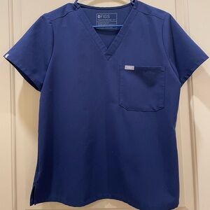Figs women’s scrub top